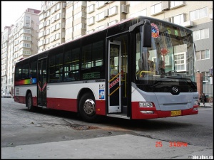 Xbus-5-b.jpg